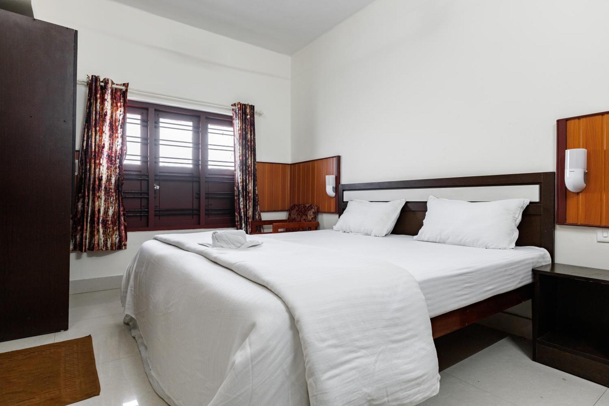 Paulson Park Hotel Kochi Екстериор снимка